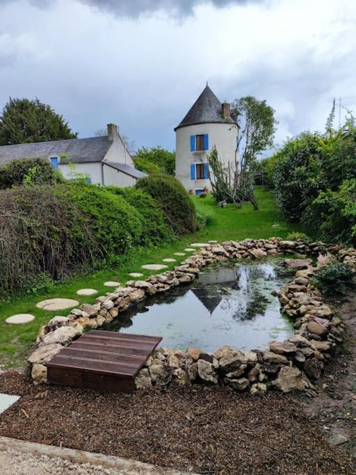 Tour De Bablou - Insolite Allouis Eksteriør bilde